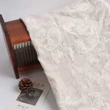 手刺繍風のカシューナッツ柄デザイン布地【極上の柔らかさ・ジャカード風】