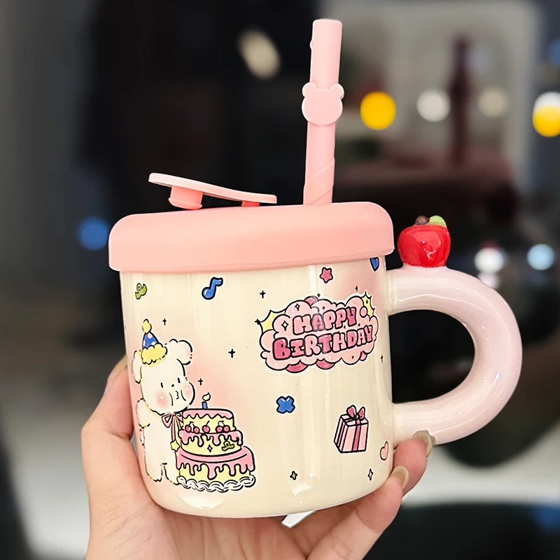 可愛い犬デザインのストロー付き陶器マグカップ：出産祝いに最適なデザインと使い勝手の実証