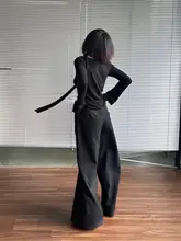 黒のゆったりとしたワイドパンツ レディース カジュアル 日常使用 落ち感のあるロングパンツ