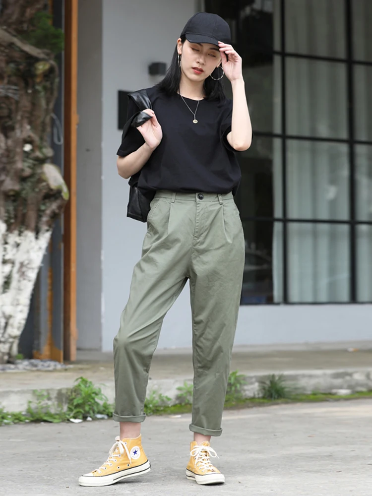 カーゴパンツ コーデ レディース 活用法｜通勤に合うブラックストレートハーレンスタイルの徹底解説