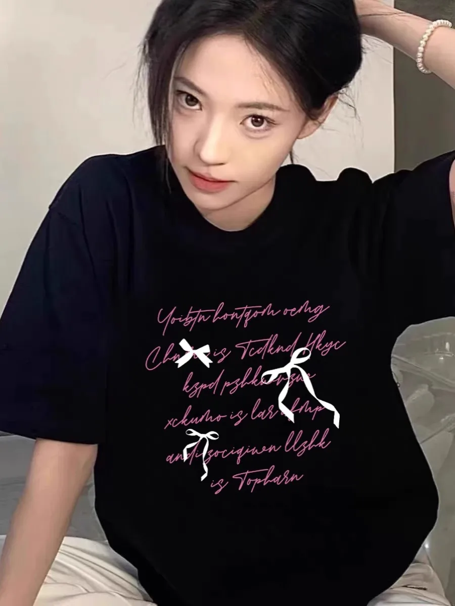 ab女性が選ぶ夏の1着は、本当に「通勤風」のコットンTシャツなのか？