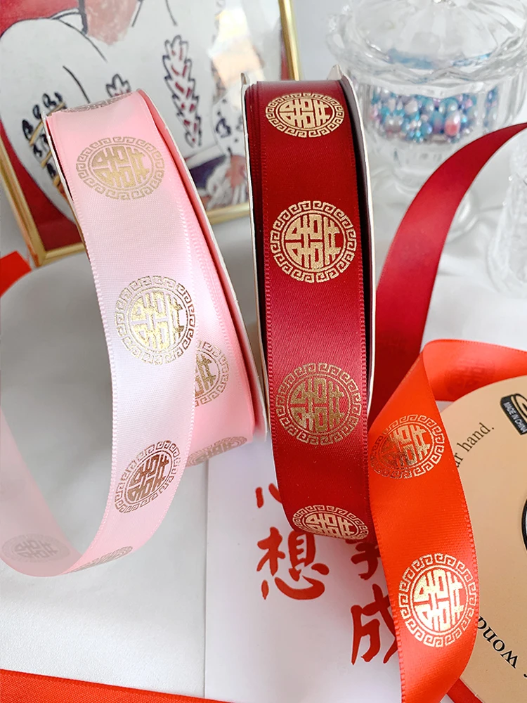 華やかな金箔リボン付きフラワーデザインギフトボックス：プチギフトや誕生日プレゼントに最適な手作りDIY用包装