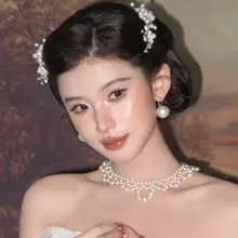 ヘアクリップ パール クリスタル フレンチ風 ヴィンテージ 花嫁 お色直し 上品 きれいめ 撮影 インスタ映え