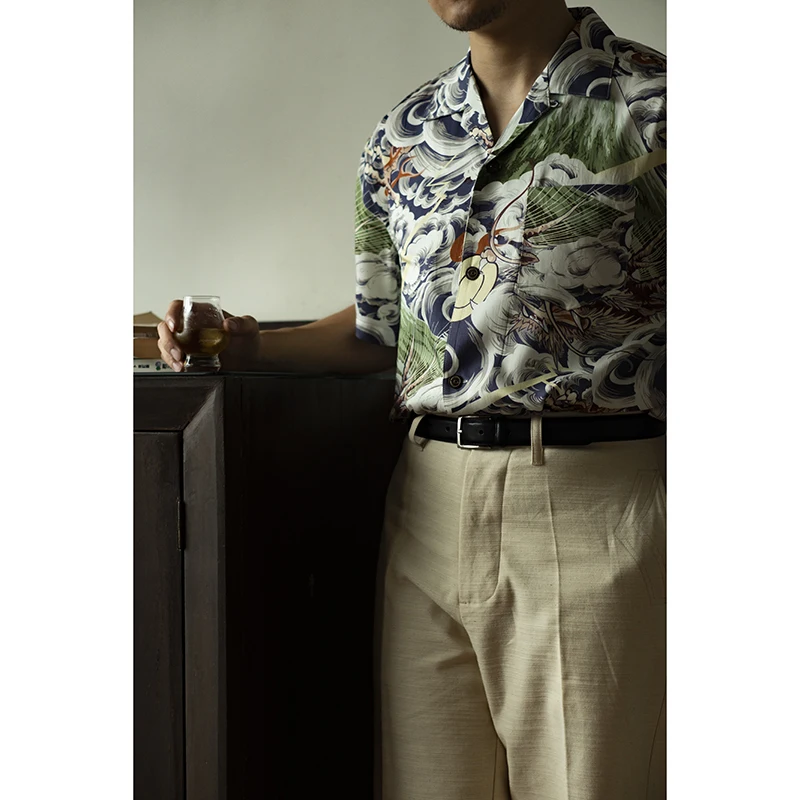 沖縄の夏に着るメンズ服装は、どう選ぶ？