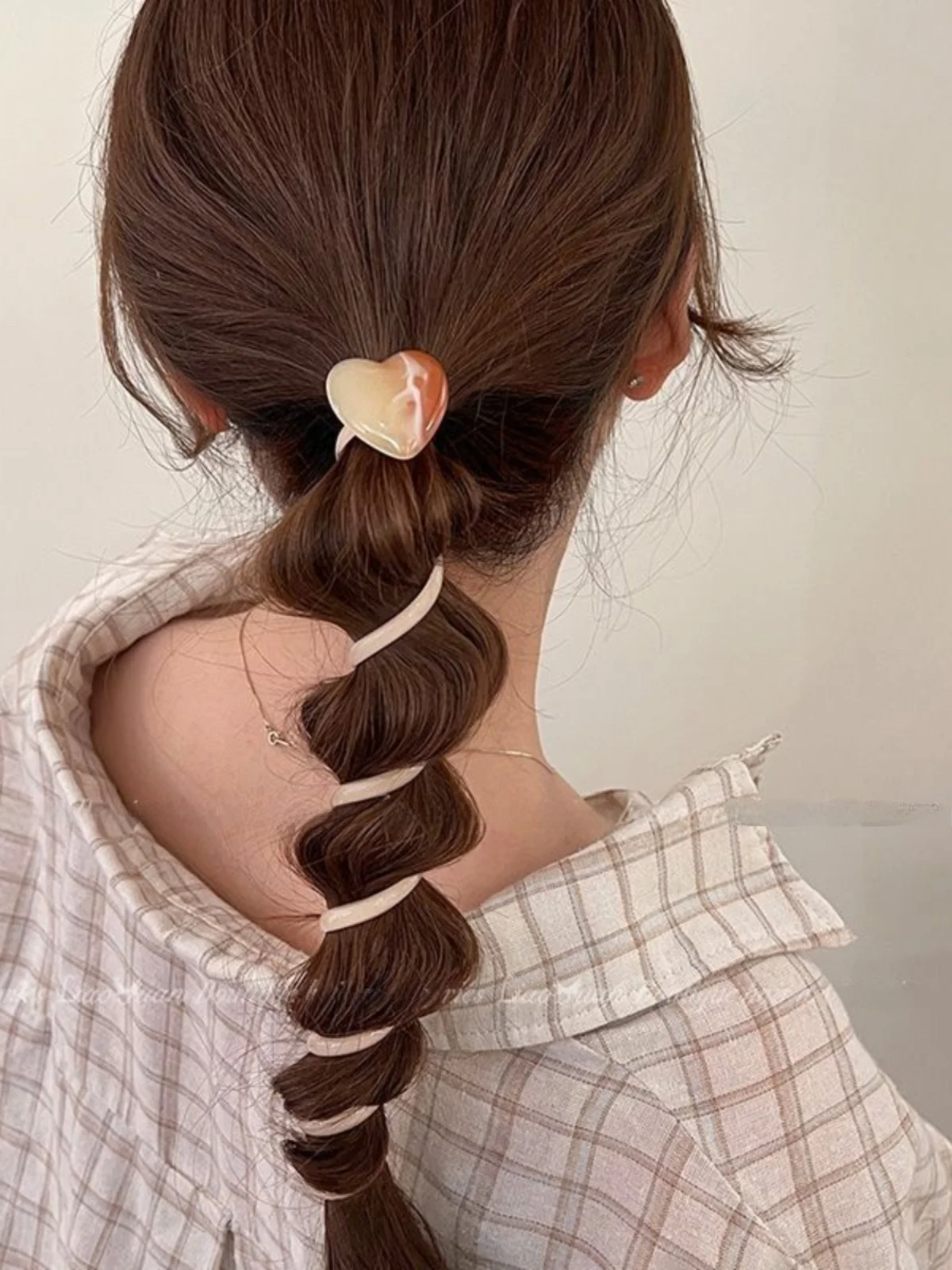 3歳の女の子にぴったりのまとめ髪は、どうやって選ぶ？