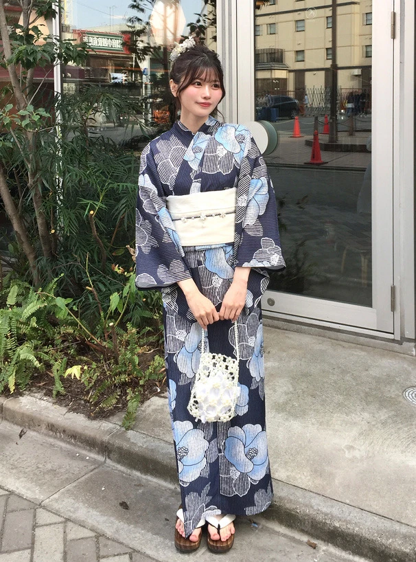 浴衣コーデで迷うなら、伝統と現代を融合した1着が答えになる？