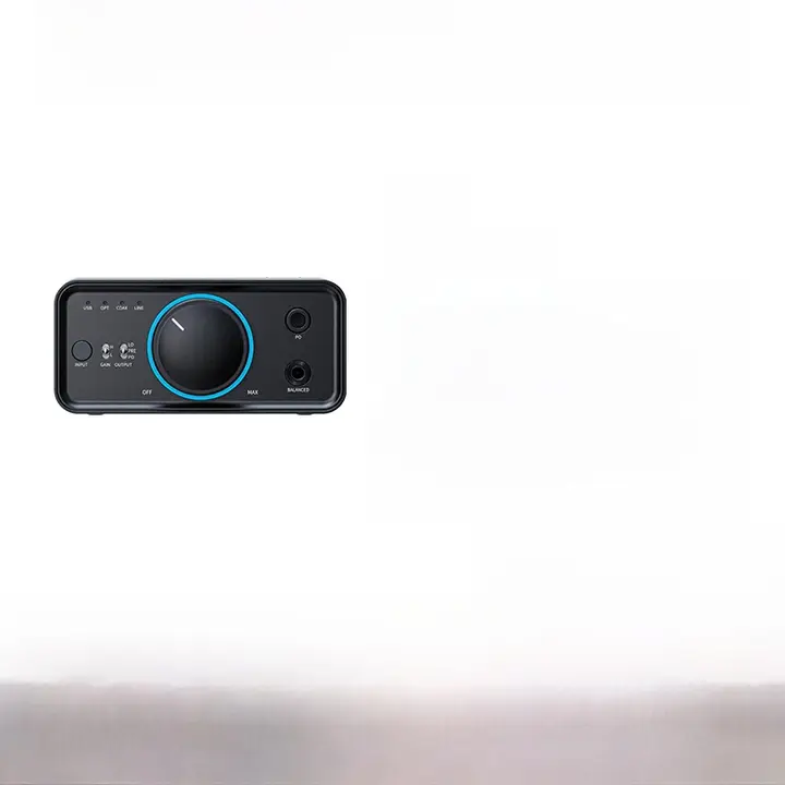 デスクトップ用 DSDデコーディング Bluetoothヘッドフォンアンプ【THX技術・4.4mmバランス出力】