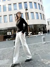 BZZN モダール素材 半開きネックの長袖Tシャツ【女性用・高ストレッチ・シンプルデザイン】