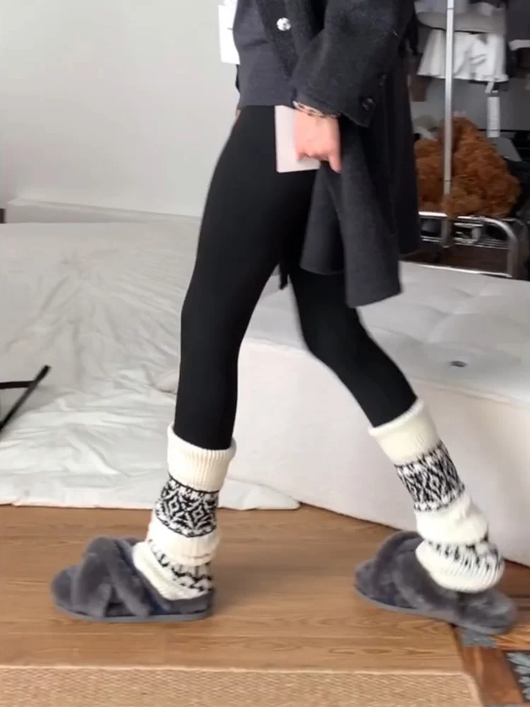フェアアイル柄 ニットセットアップ きれいめの秋冬スタイル