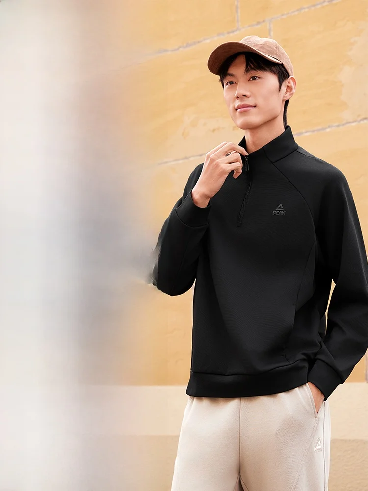 「sweat active」は本当に汗を吸収するの？Peakの半袖ハイネックスウェットが答えをくれた