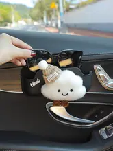 車用サングラスホルダー【粘着式・ハートデザイン】