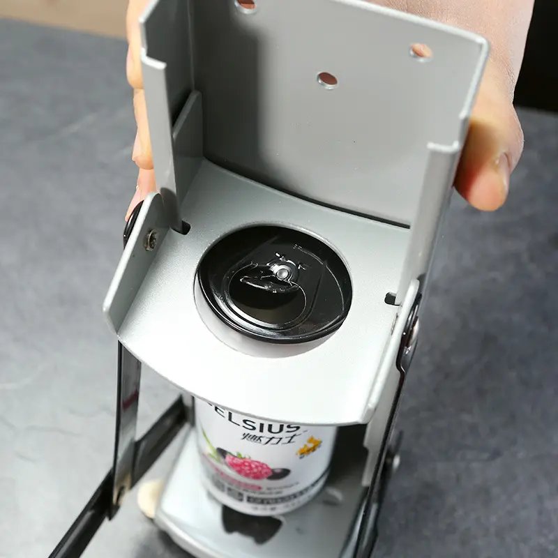 缶潰し器【グレー・キッチン用品・ペットボトルにも対応】