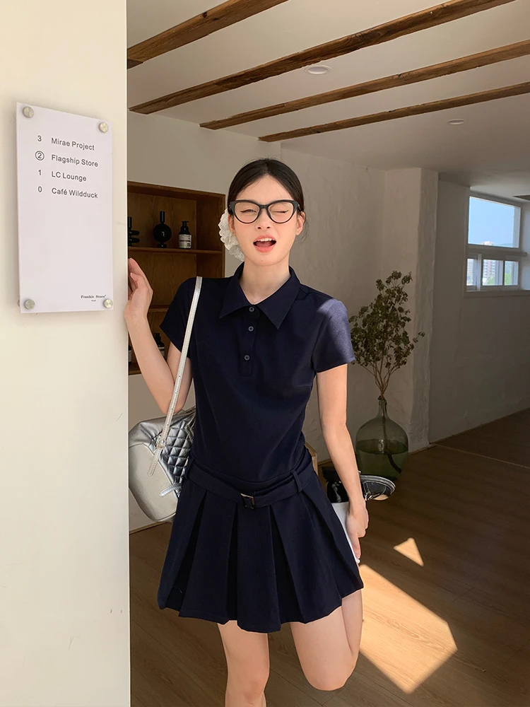 マーメイドスカート コーデの完全ガイド｜ポロ襟ワンピースで失敗しないバランスを実現