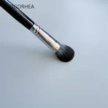 RHEA ハイライトブラシ【舌型・ソフト毛・初心者向け・光沢感アップ】