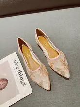 透け感のあるレース刺繍の快適なフラットシューズ【女性用・先細デザイン】