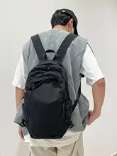 シンプルデザインの軽量リュックサック【男女兼用・キャンバス素材・学生用・パソコン収納】