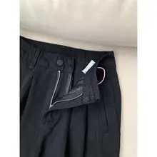 大きいサイズのクラシックなゆったりフィット黒デニムパンツ【春用・皺感・ワイドレッグ・スタイルアップ効果】（セットアップ対応）