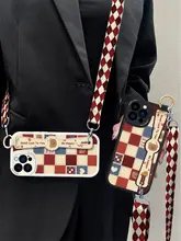 チェック柄クマデザインのiPhone用スマホケース【腕時計型ストラップ・スリングバック付き】