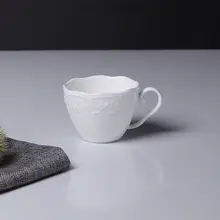 欧風浮彫りデザインのコーヒーカップ＆ソーサーセット【創意陶器・朝食用ミルクカップ・スプーンスタンド付き】