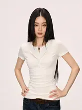 個性的なデザインの假二重亨利襟天絲半袖Tシャツ