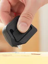 セーフティカッター セラミック製 コンパクト マグネット式 自動収納 宅配便開封 段ボール開封 おしゃれ 携帯便利