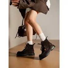 厚底マーチンブーツ【人気デザイン・ショートブーツ・レースアップ・極上の柔らかさ】（セットアップ対応）