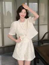 フレンチスタイルファッション アウトドアイテム【透かしデザイン・フレンチスリーブのトップス・ワイドレッグショートパンツ】（セットアップ対応）