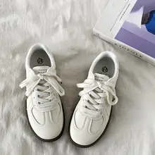 厚底デザインのレトロスタイル スニーカー【春夏用・カジュアル・ホワイト】