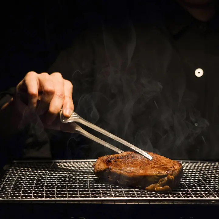 ステンレス製の焼肉トング【韓国式・料理用・フードクリーパー】