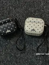 レトロなシンプルデザインのモノクロドット AirPods Pro用ケース【衝撃吸収・防塵】