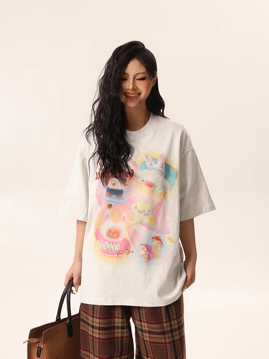 カジュアルなアメリカンカートゥーンプリント半袖Tシャツ：街头風のキャラクターが特徴的な日常着