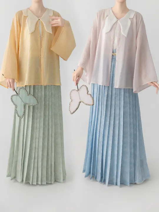 【観止織り】翡翠蝶明朝漢服