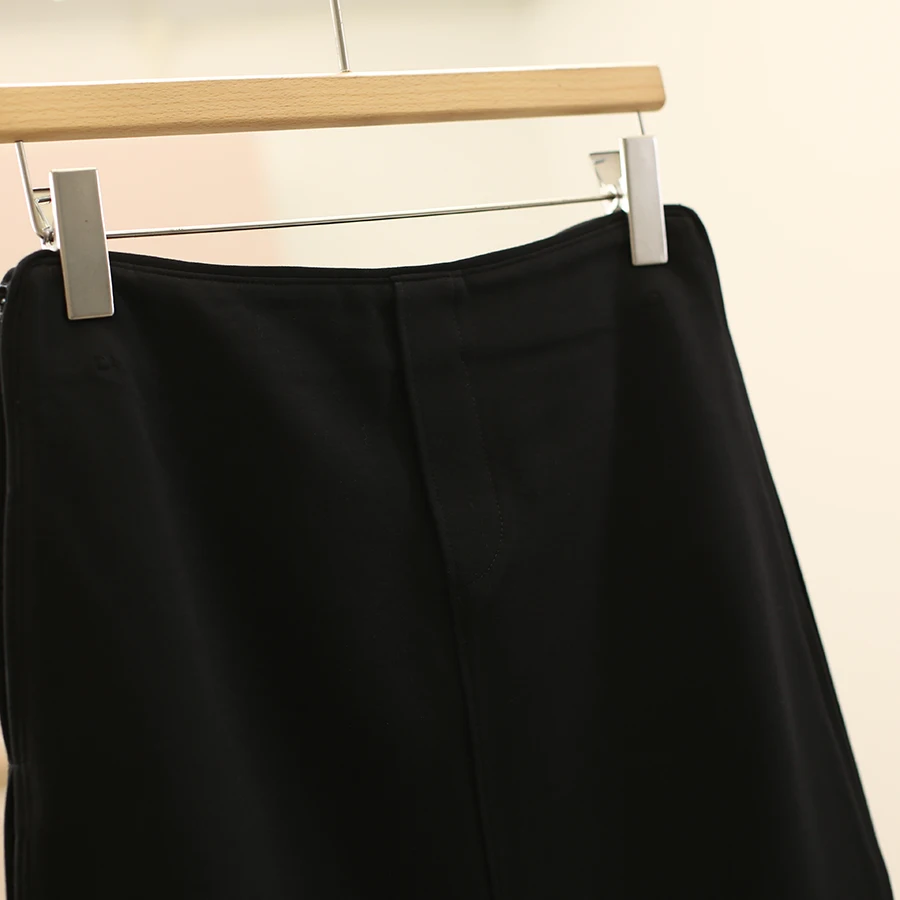 30代の女性が今流行りの服を選ぶとき、どうすれば失敗しないのか？