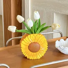 クリエイティブなひまわりの花瓶オブジェ【チューリップアレンジ・リビングルーム用・高級感・おしゃれなインテリア】