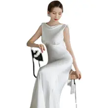 シンプルでセクシーな魚尾デザインの花嫁用軽婚纱【フレンチスタイル・フィット感抜群・ウェディング撮影用】（セットアップ対応）