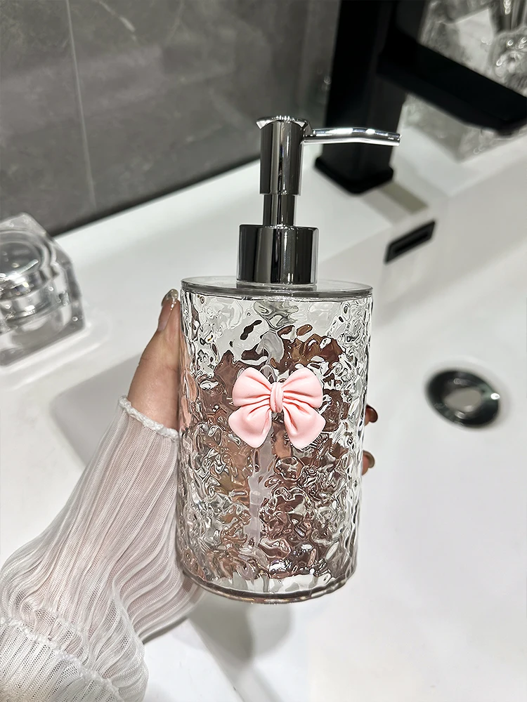 3Lサイズの洗剤ボトルは本当に必要？旅行で使えるポンプ式ボトルの選び方を徹底解説