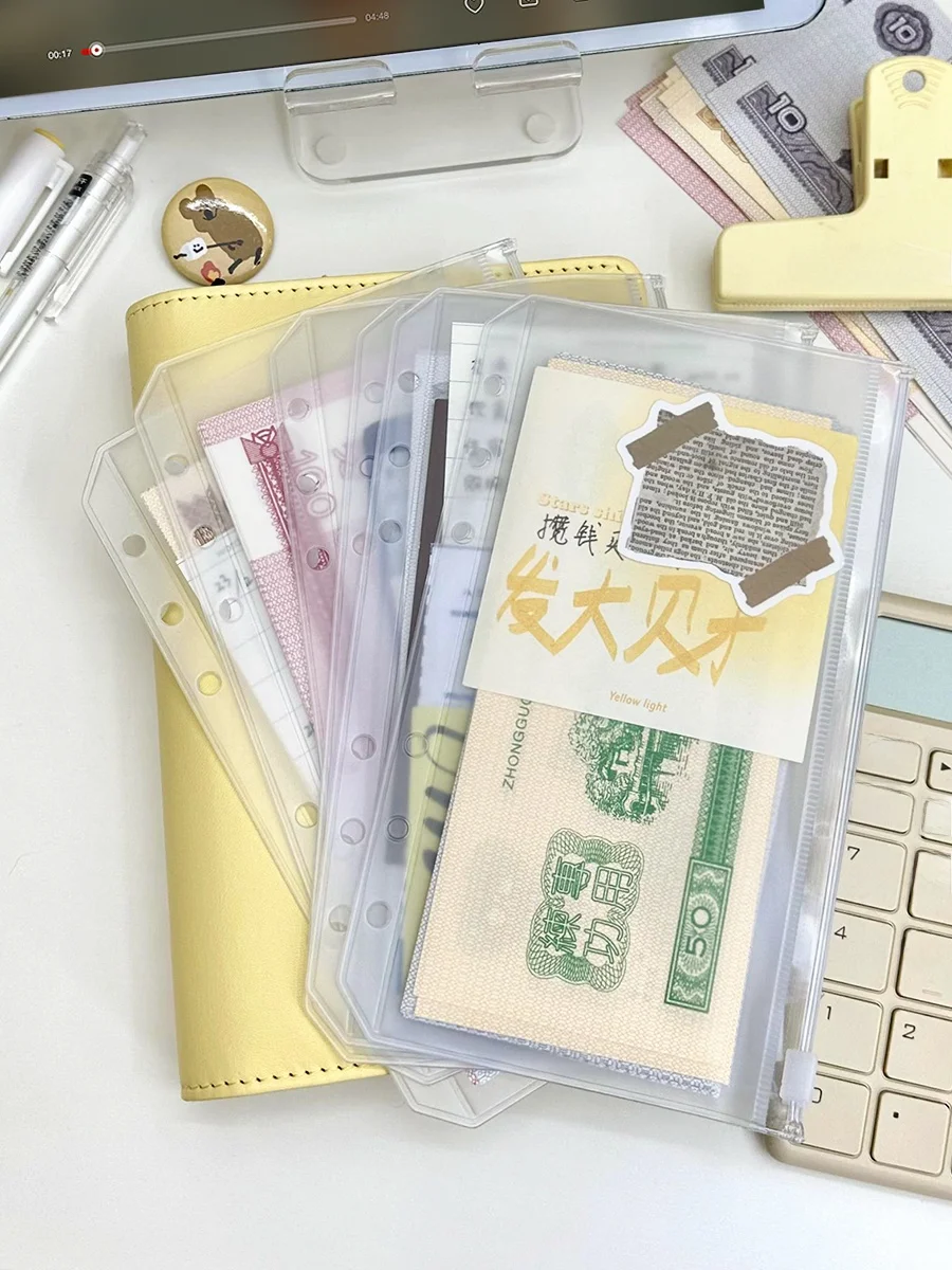 かわいいデザインの貯金箱：100万円貯金・500円玉貯金・ポスト貯金に適した家庭用貯金アイテム