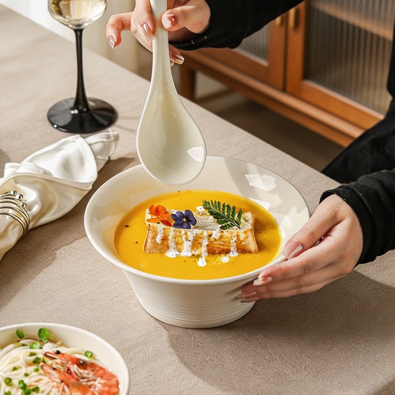 高級感ある釉下彩の碗盤セット：家庭用インスタ映えに最適な日常食器