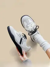 厚底デザインの軽量レディーススニーカー【夏用・ソフトソール・カジュアル】