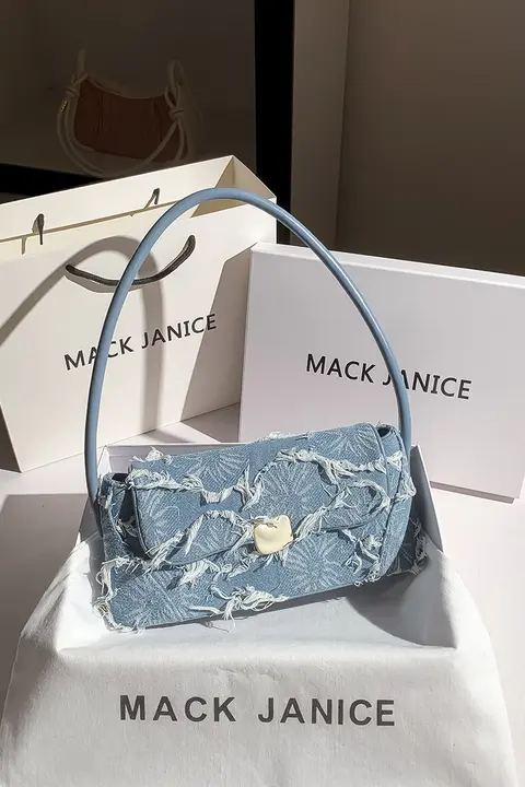 バゲットバッグ レディース フリンジ 上品 着回し 斜め掛け ショルダー 定番 「MackJanice」