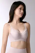 レースとメッシュの透気性ブラジャー【大胸をカバーするデザイン】