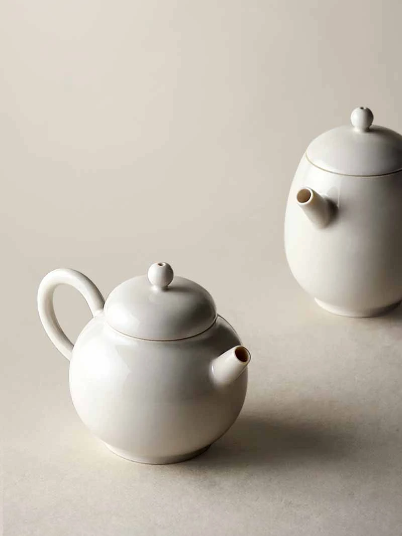 手作り禅スタイル 陶製茶器：草木灰使用による和風おしゃれデザインの実用性と維持法