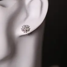 S925純銀製 桜花イヤリング【気品あふれるデザイン・通勤用・軽やかなスタイル】