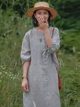 リネン素材の細ストライプゆったり落ち肩七分袖ワンピース