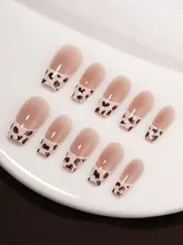 プレスネイル ハンドメイド フレンチ ヒョウ柄 ミ  ディアムロング 上品