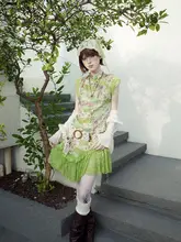 米白色のシフォンカーディガン【秋用・フレアスリーブ・UVカット・短丈】