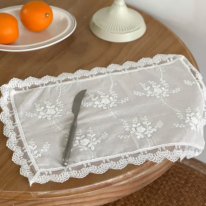 南フランス風 白色刺繍のテーブルマット【ヴィンテージスタイル・カフェ用装飾】