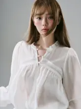 花柄ベルトデザインのゆったりトップス【甘さと可愛さを演出】