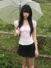 小柄向け甘かわいいデザイン！ピンクのパフスリーブシャツとドット柄プリーツスカート【セットアップ対応】
