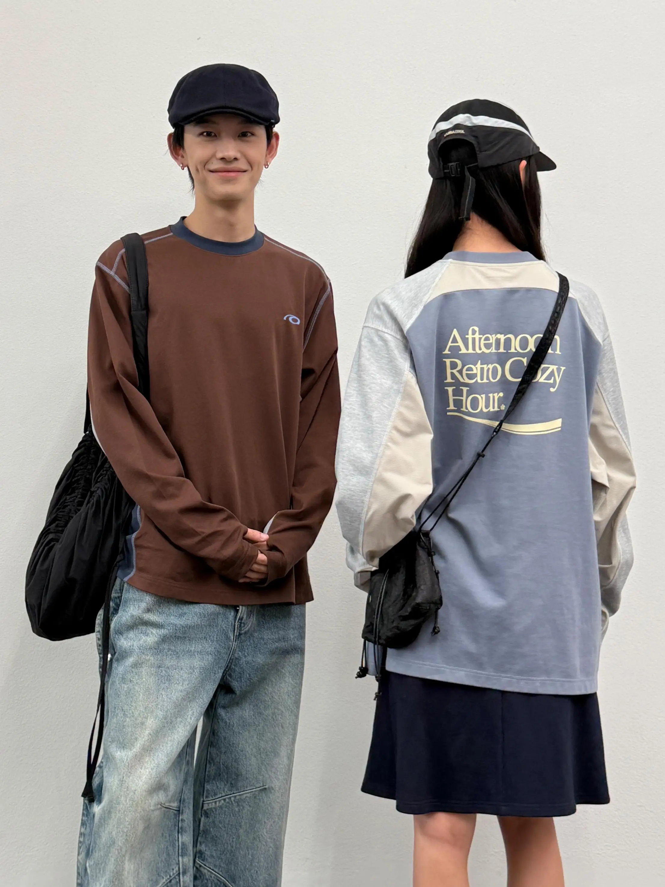 カジュアル同窓会に着る服の選び方：厳選5選で学生時代の思い出を大切に